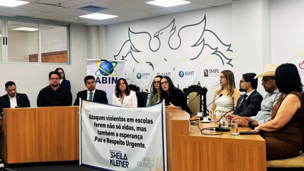 Janaina Riva propõe conselho gestor para reforçar segurança nas escolas de MT