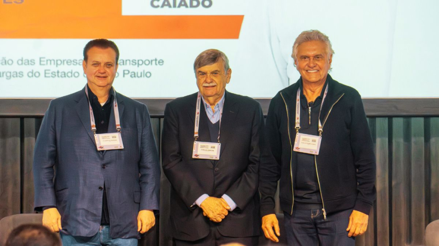 Candidato à Presidência, Ronaldo Caiado recebe propostas do transporte de cargas em encontro com empresários em São Paulo